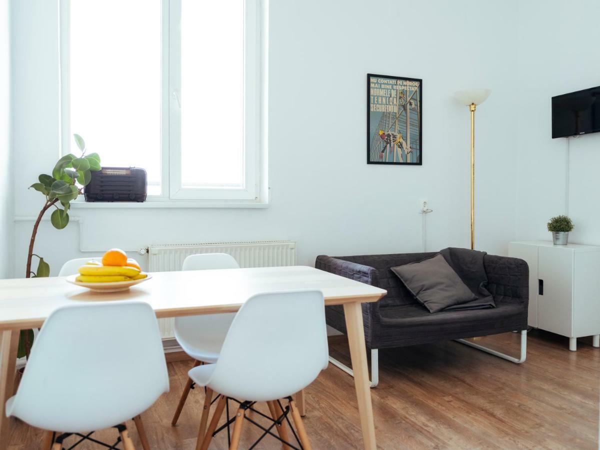 Parkview Apartment - Spectacular View & 2 Bedrooms Bucarest Extérieur photo